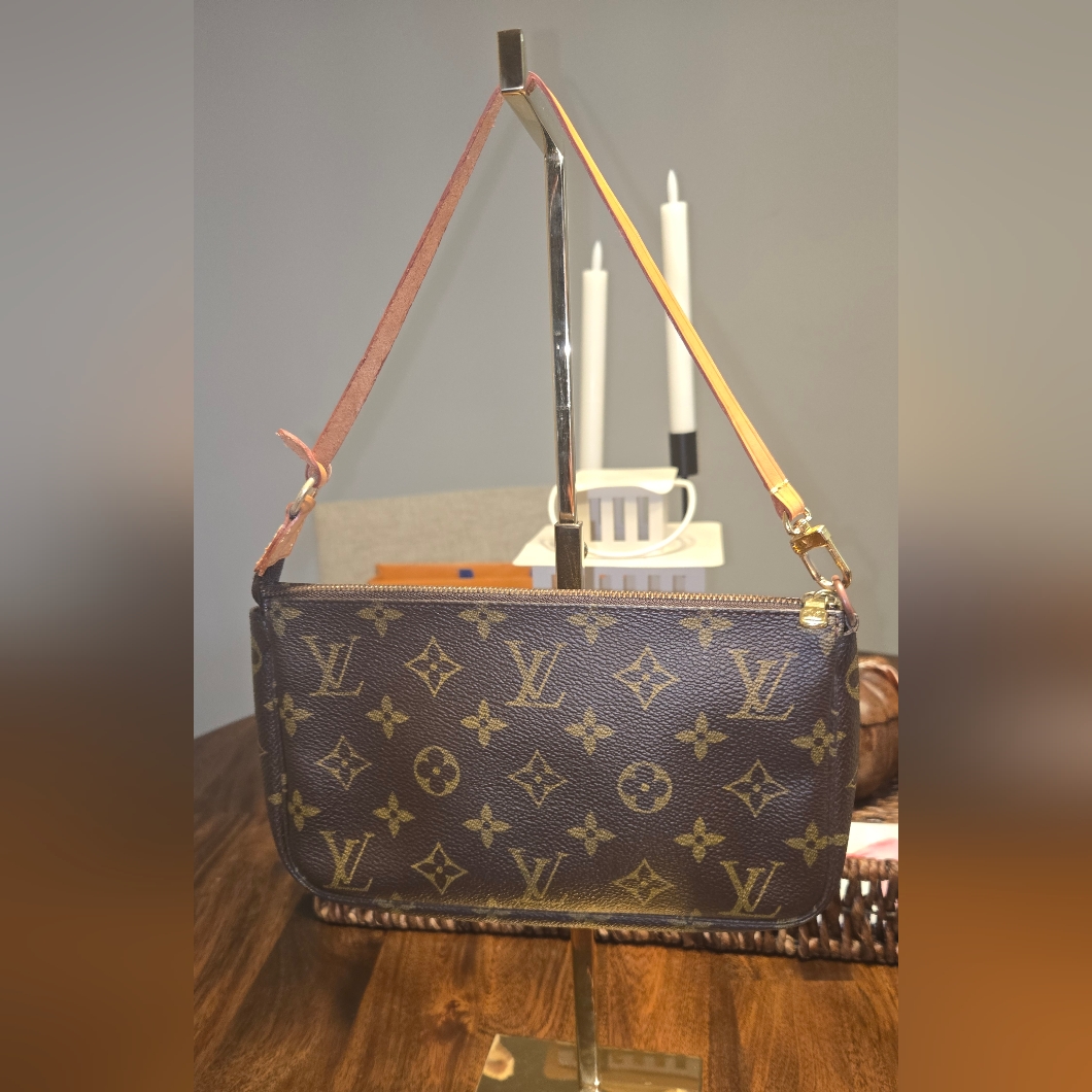 Louis Vuitton Pochette #Ar1020